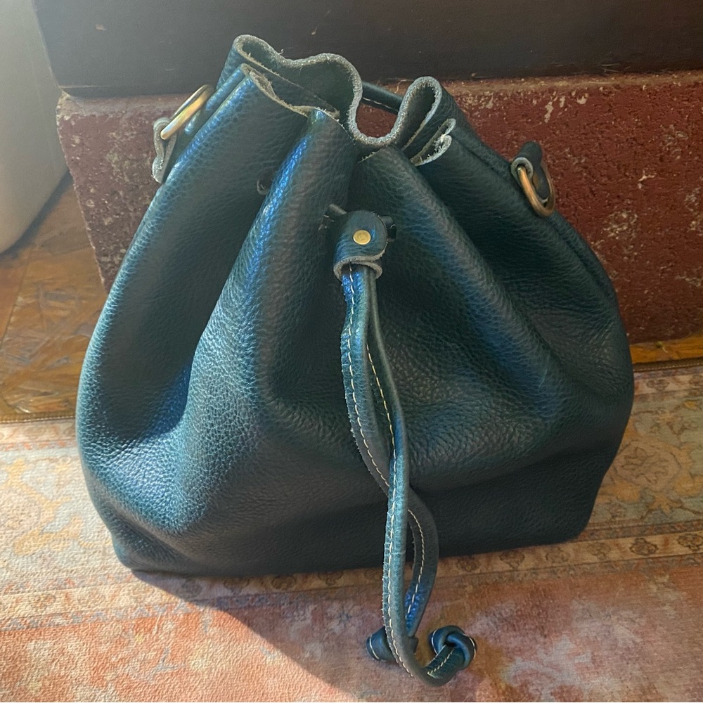 Lagoon Bucket Bag